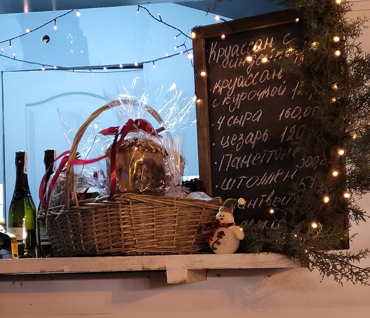 Ярмарка на Приморском бульваре.