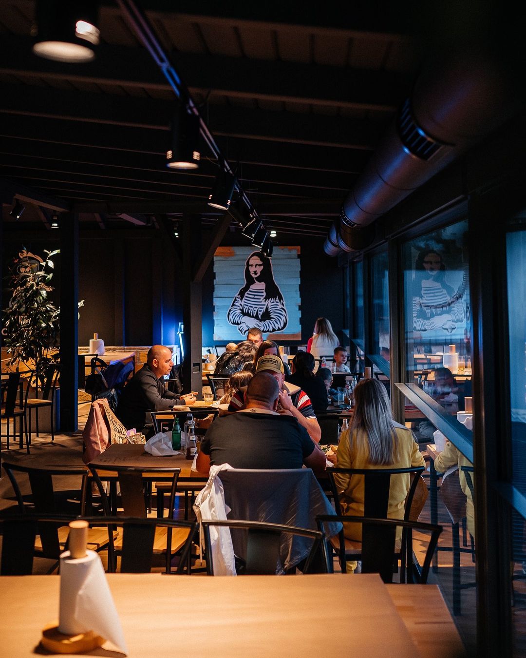 Ресторан "Реберня" в Аркадии.