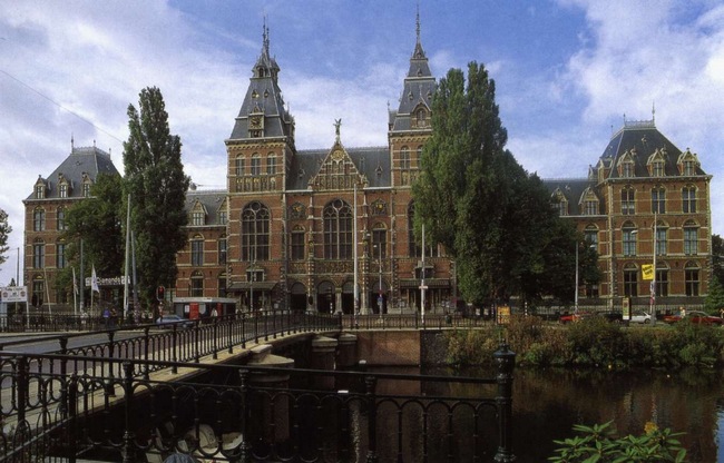 Рейксмузей в Амстердамі.