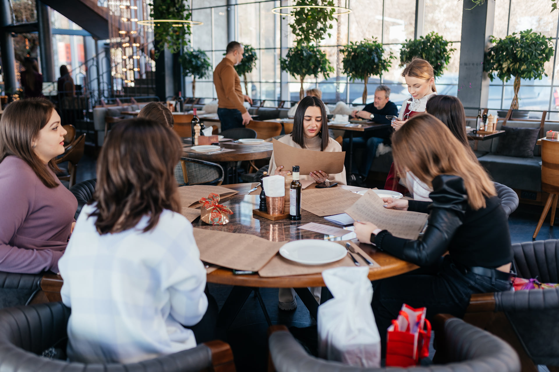 Ресторан YUG.