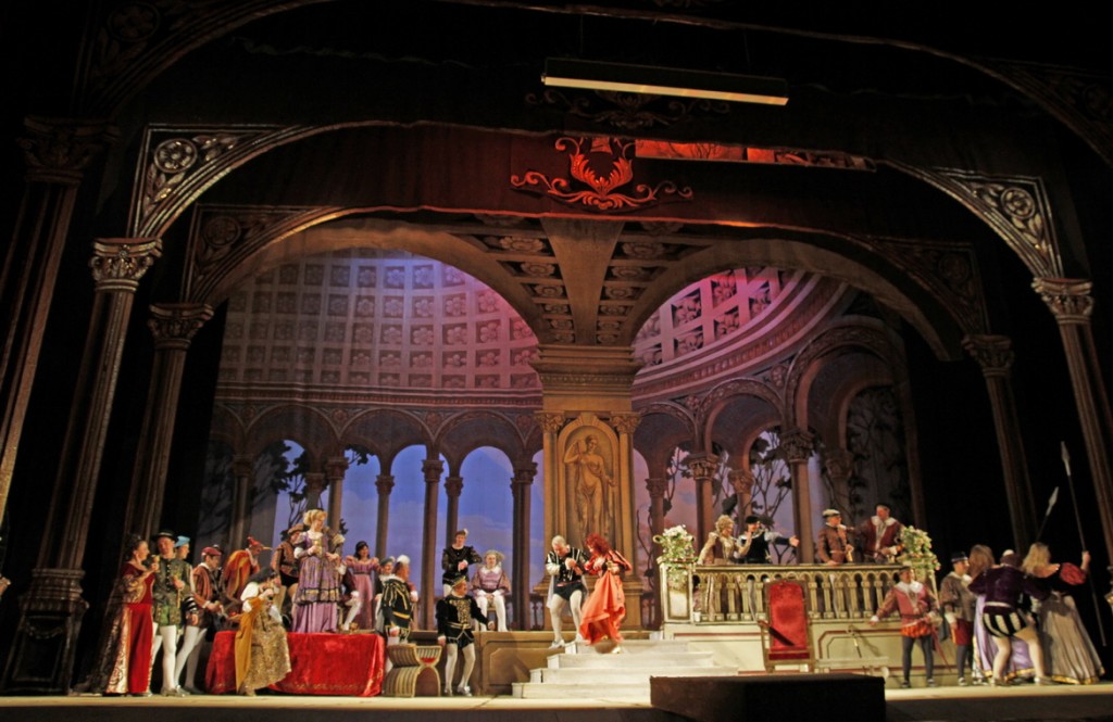 Опера "Риголетто".