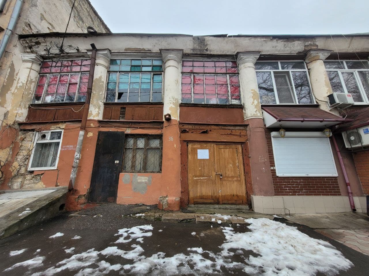 Торговые ряды Жевахова, улица Конная 34-36 в наши дни.