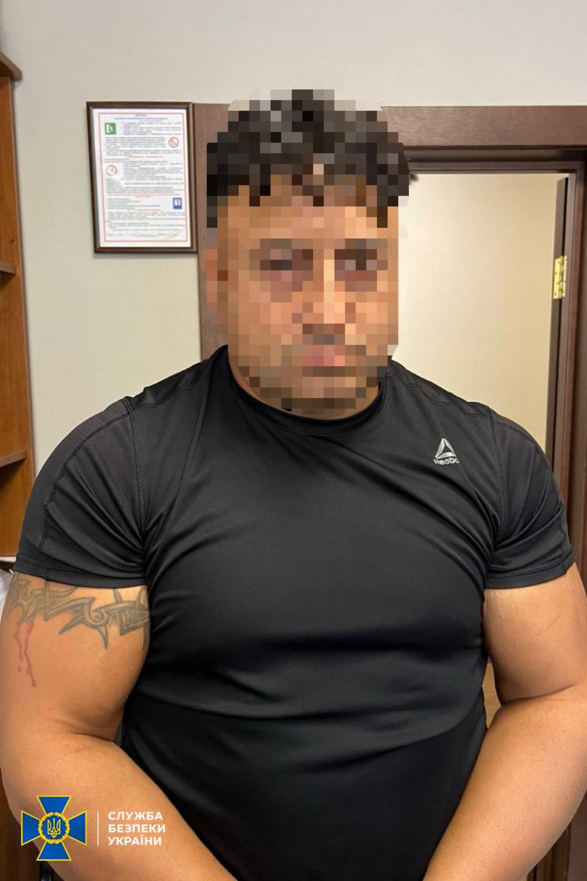 В Одесі за здирництво та розбійні напади затримали учасників злочинного угруповання.