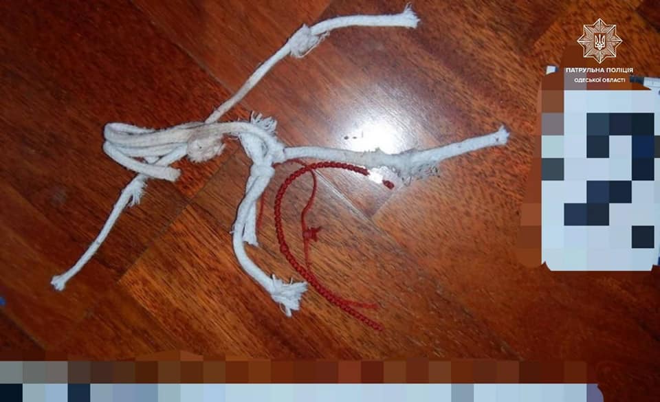 В Одесі чоловік пограбував та зв'язав знайому.