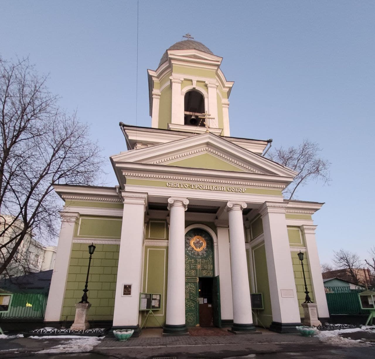 Свято-Троицкий собор, улица Екатерининская, 55А в наши дни.