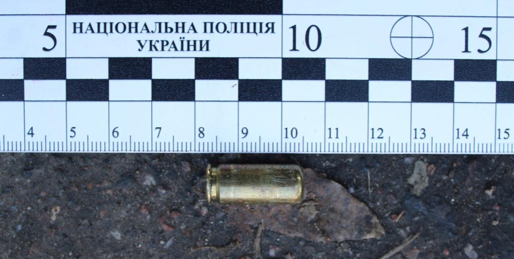 В Одессе ссора двух мужчин закончилась стрельбой и травмой.