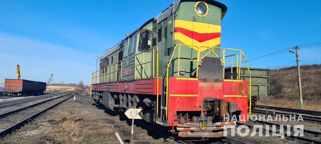 В Одесской области тепловоз насмерть сбил работника железной дороги.