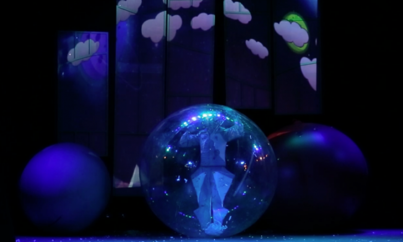 Шоу "Космическая У-та-та".