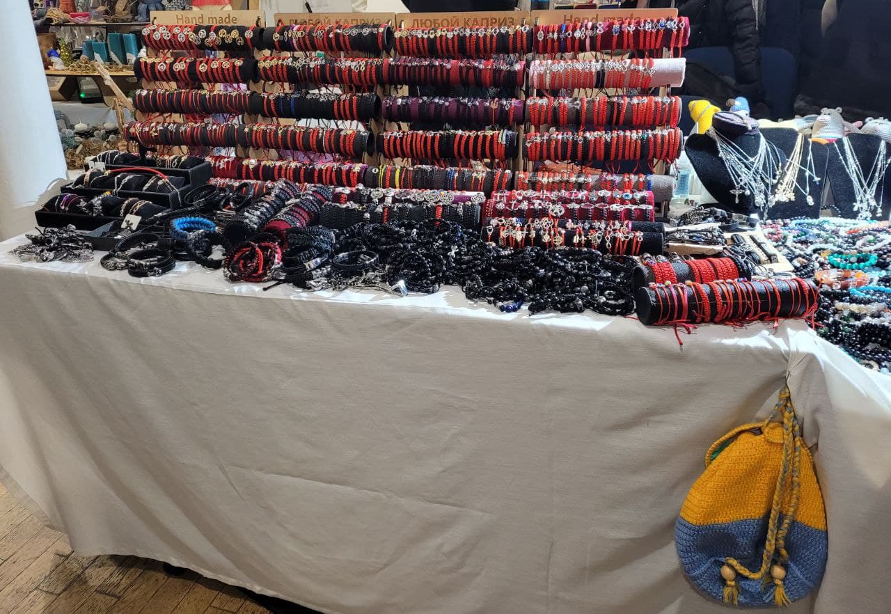 Украшения на ярмарке в Кирхе.