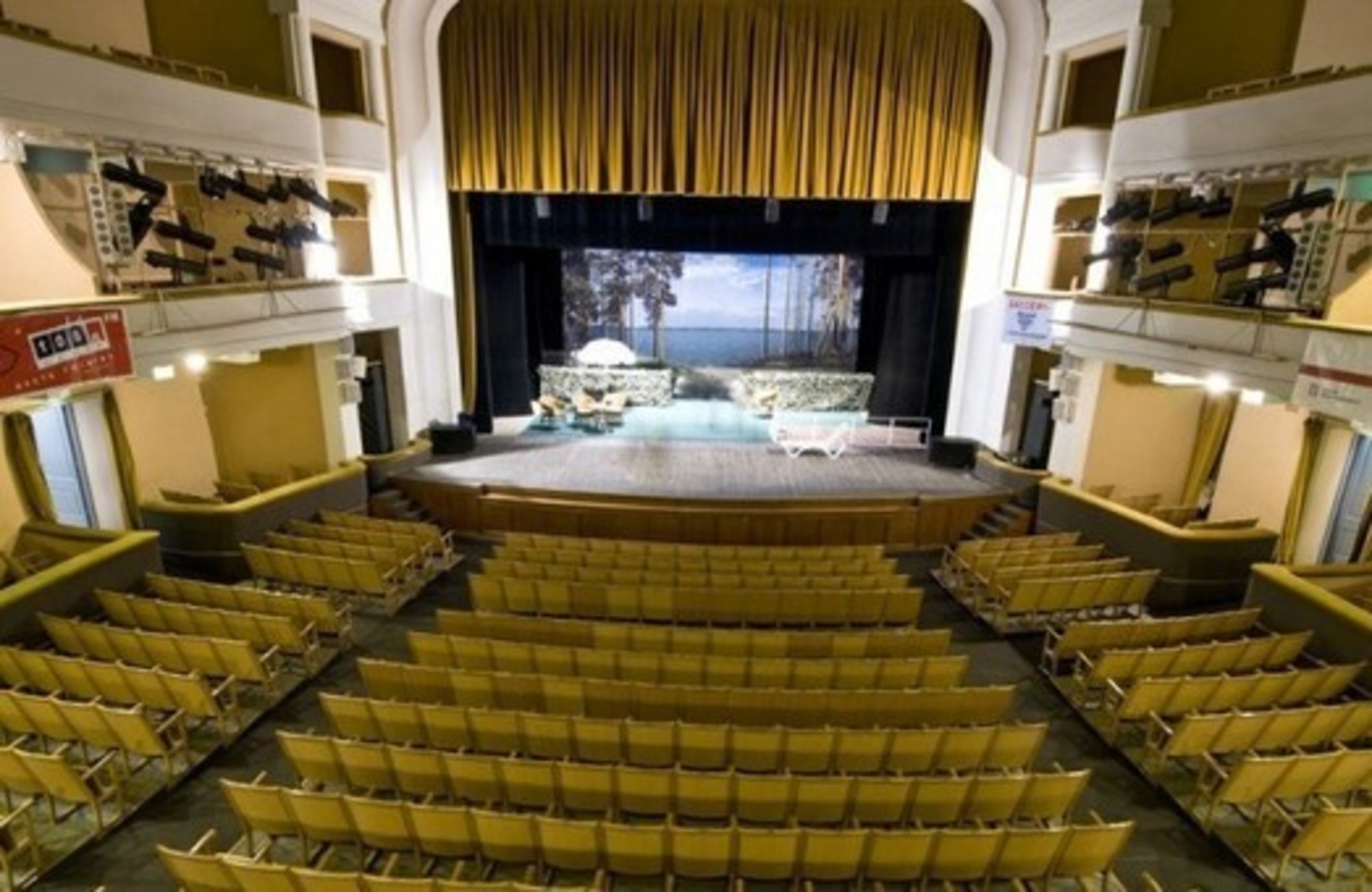 В Украинском театре покажут спектакль "Камень".