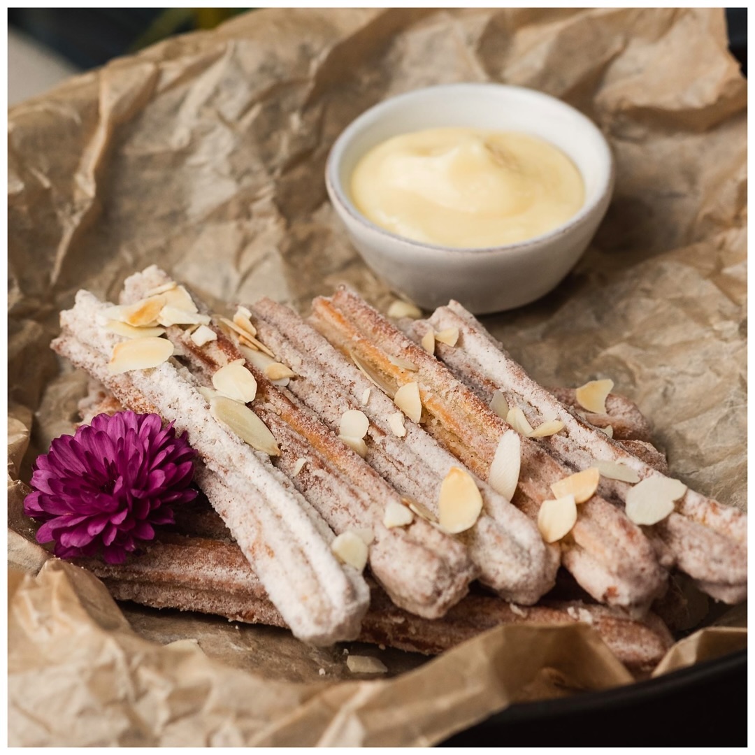 Чурос в Taco Bar.