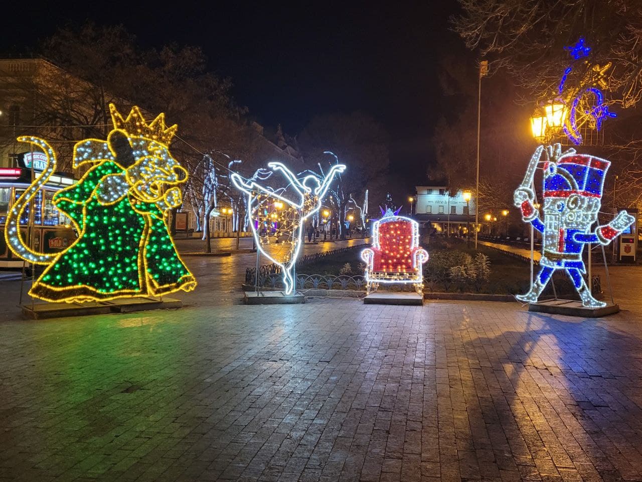 Инсталляция "Щелкунчик". Фото: Марии Чекаревой