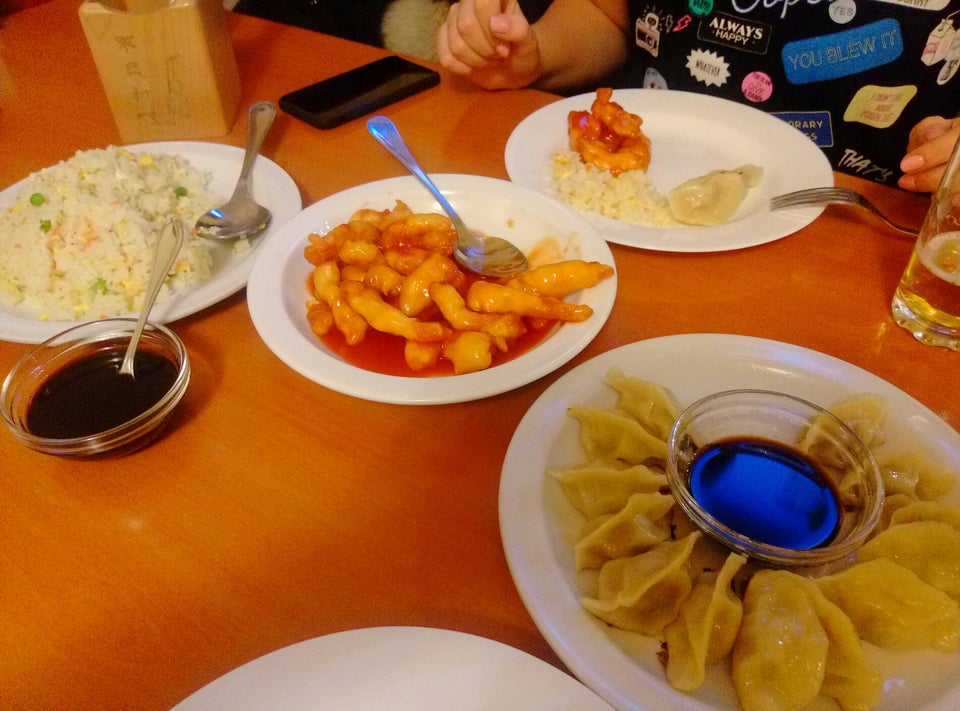 Китайський ресторан "Юн".