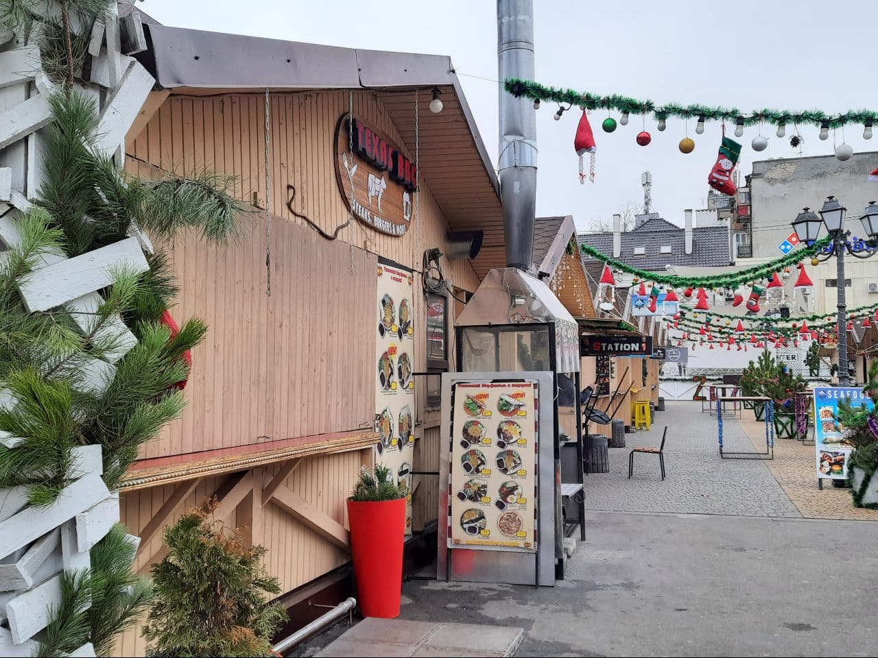 Новогодняя ярмарка на Дерибасовской.