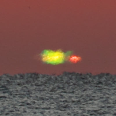 Зелений промінь.