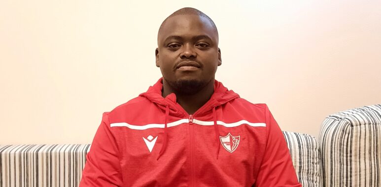 Людве Аябонга Буи.