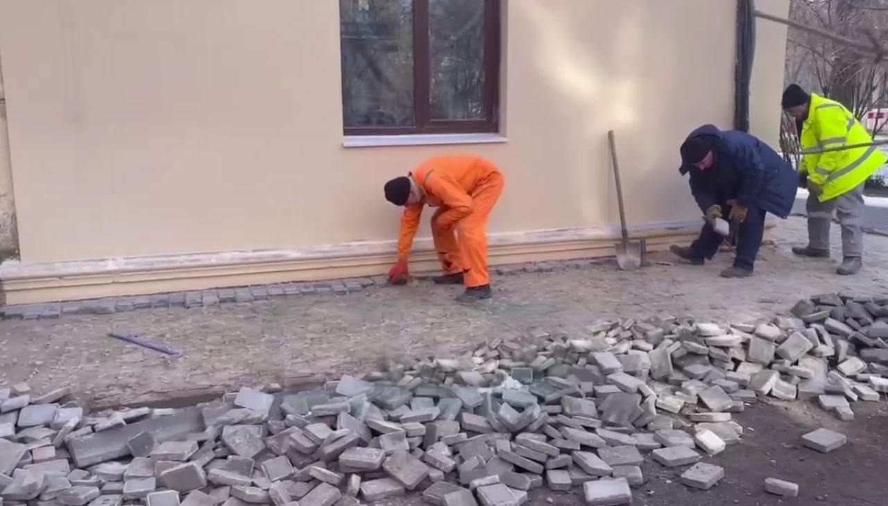 Демонтаж плитки.