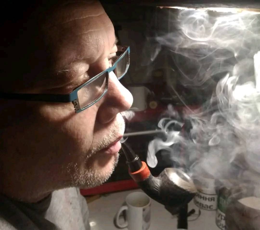 Володимир Комаров.