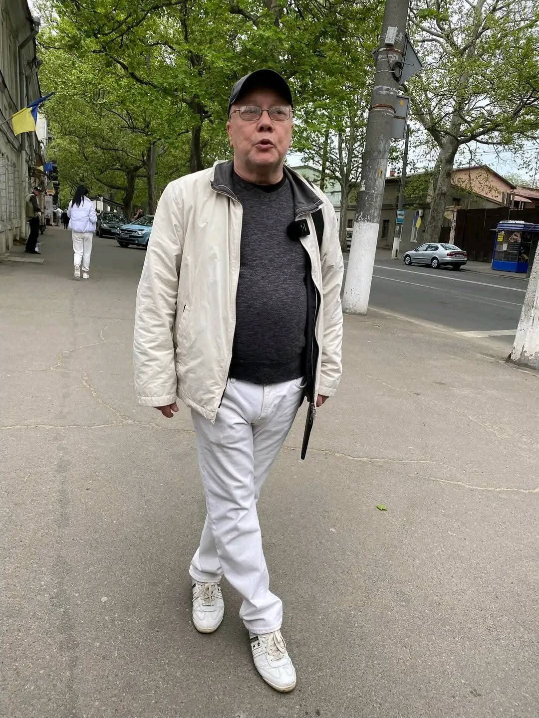 Володимир Комаров.