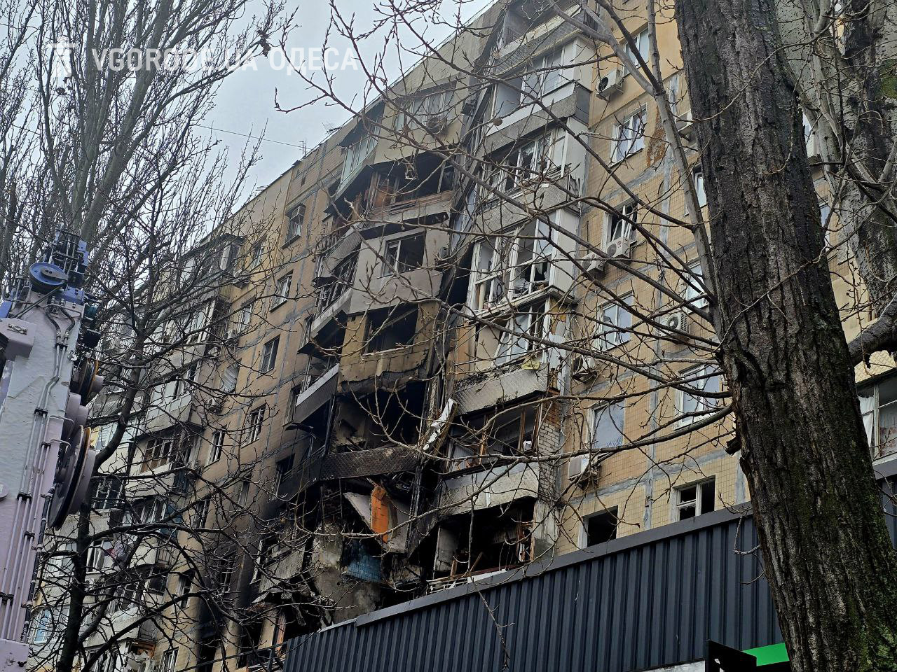 Будинок на вулиці Балківській після обстрілу.