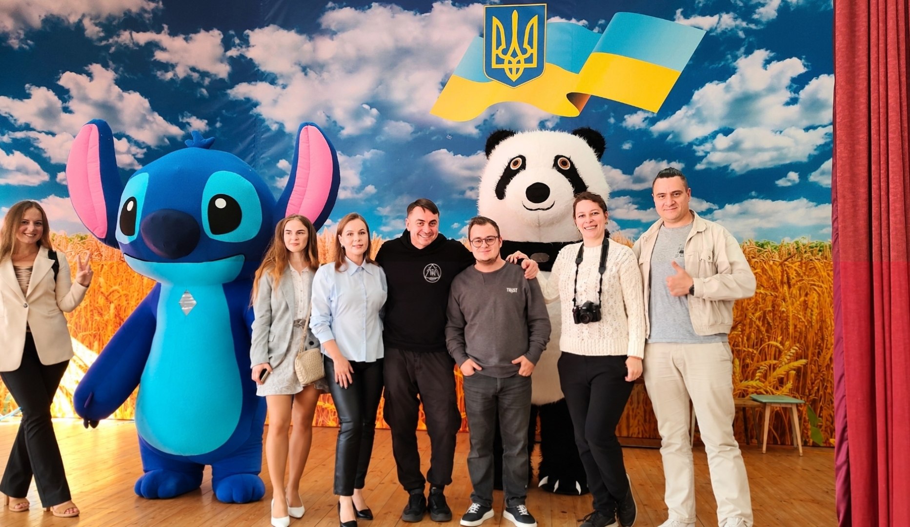 Участники и организаторы концерта