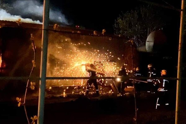 В Одессе горели здания Успенского монастыря: подозревают поджог фото 6