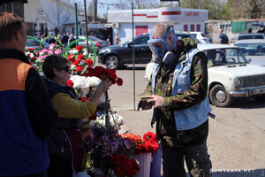 Радоница в Одессе: как работали кладбища, несмотря на карантин  фото 11