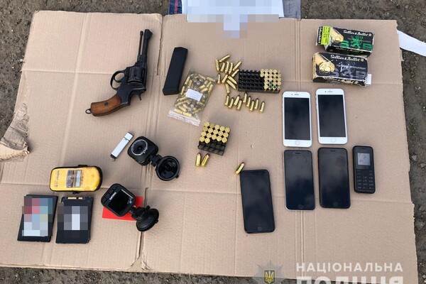 Стреляли в лидера наркокартеля: в Одессе задержали опасных киллеров  фото 2