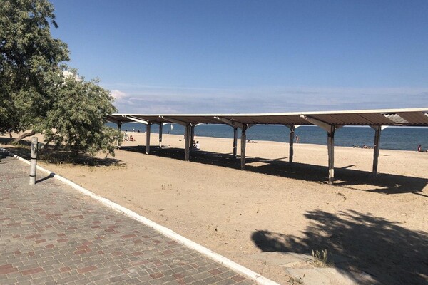 Прогулка по Лузановке: как главный пляж поселка Котовского готовится к лету фото 11