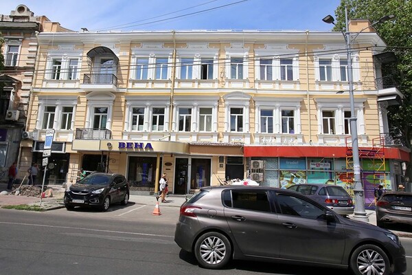 Ищи в центре: в Одессе отреставрировали еще один дом  фото 9