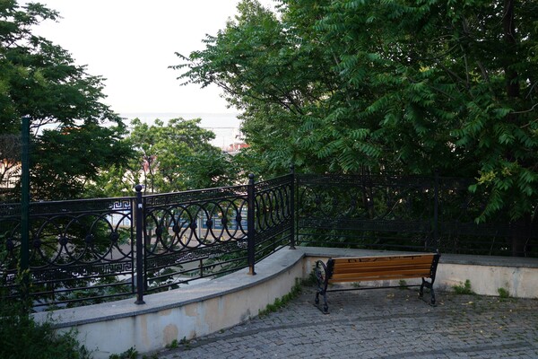 Парки под Приморским бульваром: что делать в Греческом и Стамбульском  фото 136