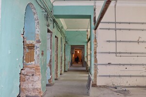 В Одессе продолжается ремонт Еврейской больницы: что сейчас делают рабочие фото 17