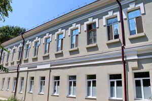 В Одессе продолжается ремонт Еврейской больницы: что сейчас делают рабочие фото 19