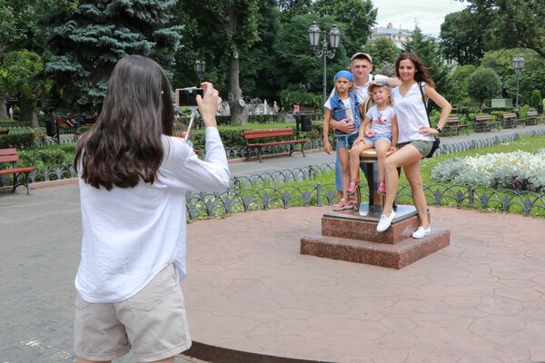 Чем занимаются отдыхающие в Одессе: фоторепортаж  фото 33