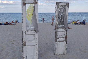 Искусство, которое мы заслужили: на одесских пляжах появились причудливые арт-объекты  фото 5