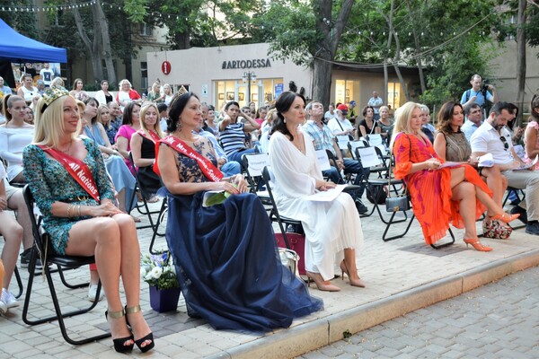 &laquo;Мисс Туризм Украина-2020&raquo;: в Одессе выбирали красоток  фото 6