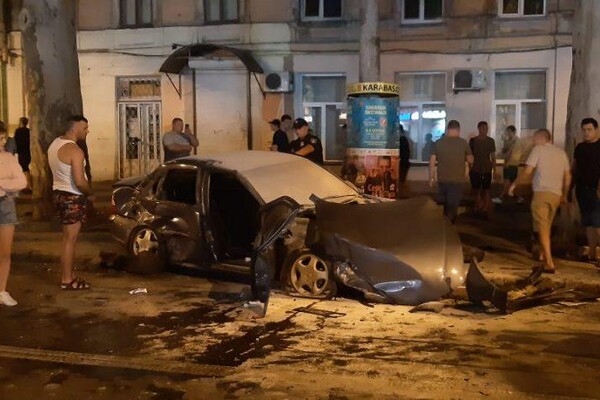 Масштабное ДТП в центре Одессы: есть пострадавшие (обновлено) фото 5