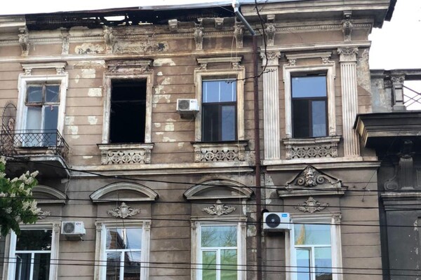 Одесский памятник архитектуры в аварийном состоянии: после пожара его никто не восстановил фото
