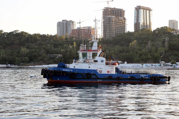 Delfi уже в Черноморске: Госэконспекция назвала сумму ущерба от танкера  фото 5