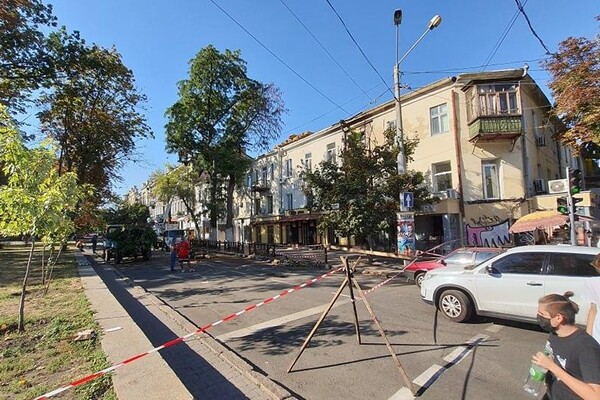 Пробок станет больше: в центре Одессы перекрыли еще одну улицу фото