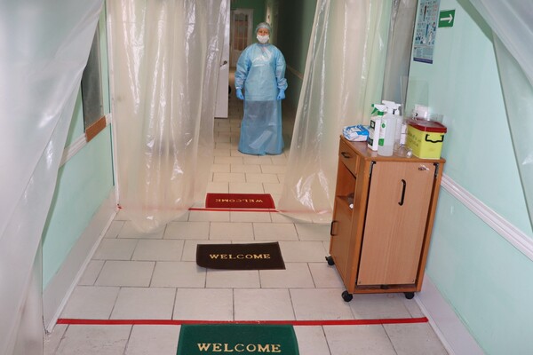 Срочная операция во время карантина: как это происходит в одесских больницах  фото 12
