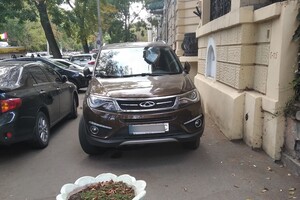 Я паркуюсь как: свежая фотоподборка наглых водителей в Одессе фото 3