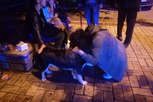 В Одессе из горящей квартиры вынесли молодую девушку: она в тяжелом состоянии фото 3