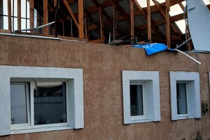 Не позавидуешь: семья осталась без крыши над головой из-за урагана (фото) фото 5