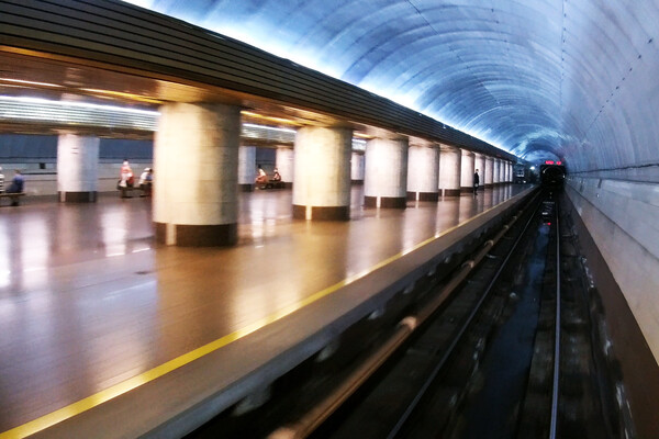 Таким ты его еще не видел: в Днепре сняли экшн-клип о метро фото 3