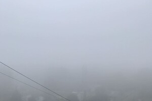 Красиво, но опасно: Одессу снова накрыл густой туман фото 5