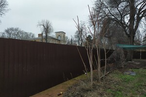 В Одессе обнесли забором дачу Маразли: там построят высотку фото 5