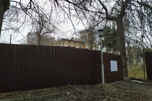 В Одессе обнесли забором дачу Маразли: там построят высотку фото 6
