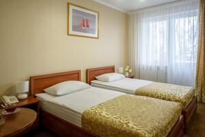 В Одессе гостиница начала принимать коронавирусных больных: что почем  фото