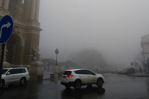 Завораживающая красота: Одессу в очередной раз накрыл густой туман фото 1